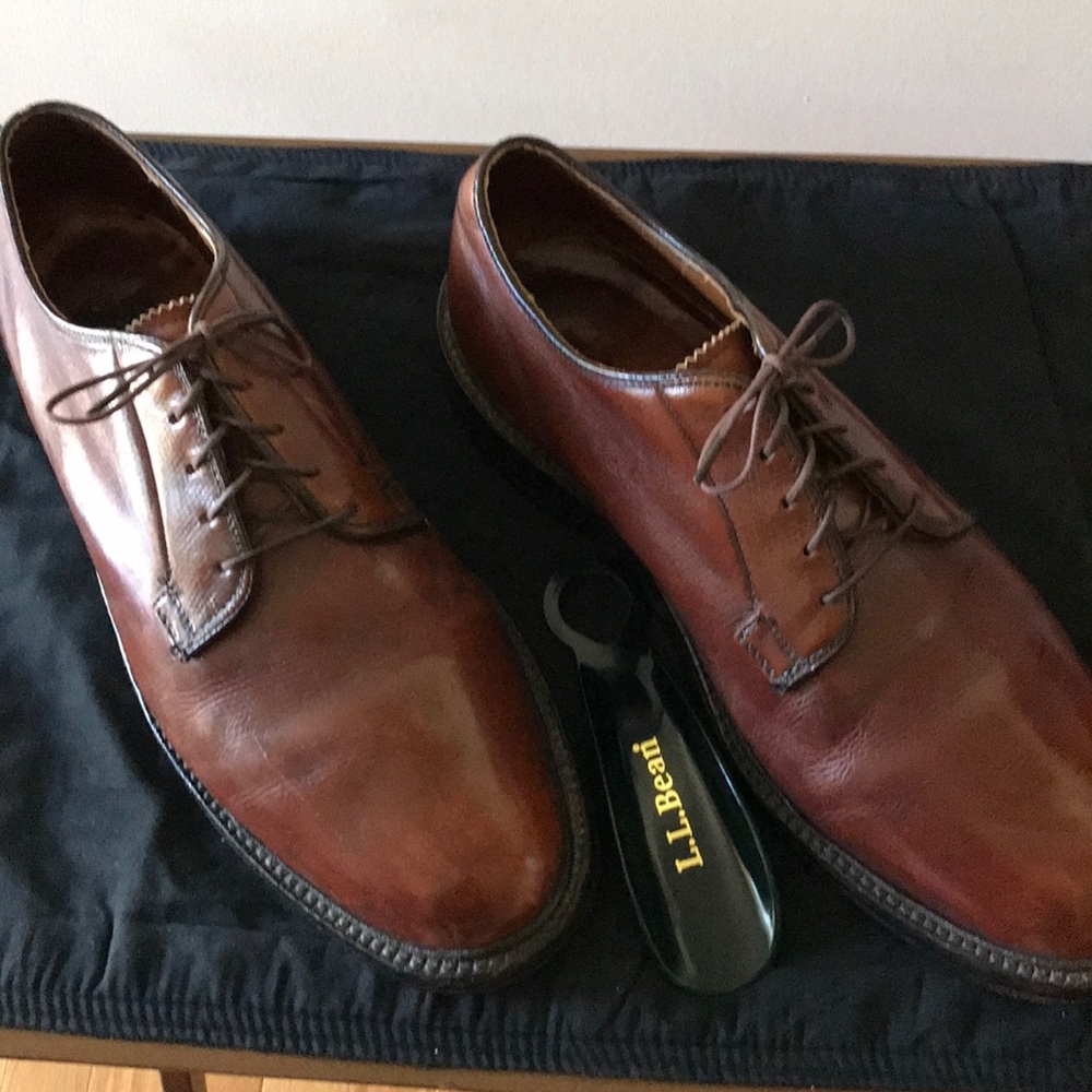 Men’s dress shoes